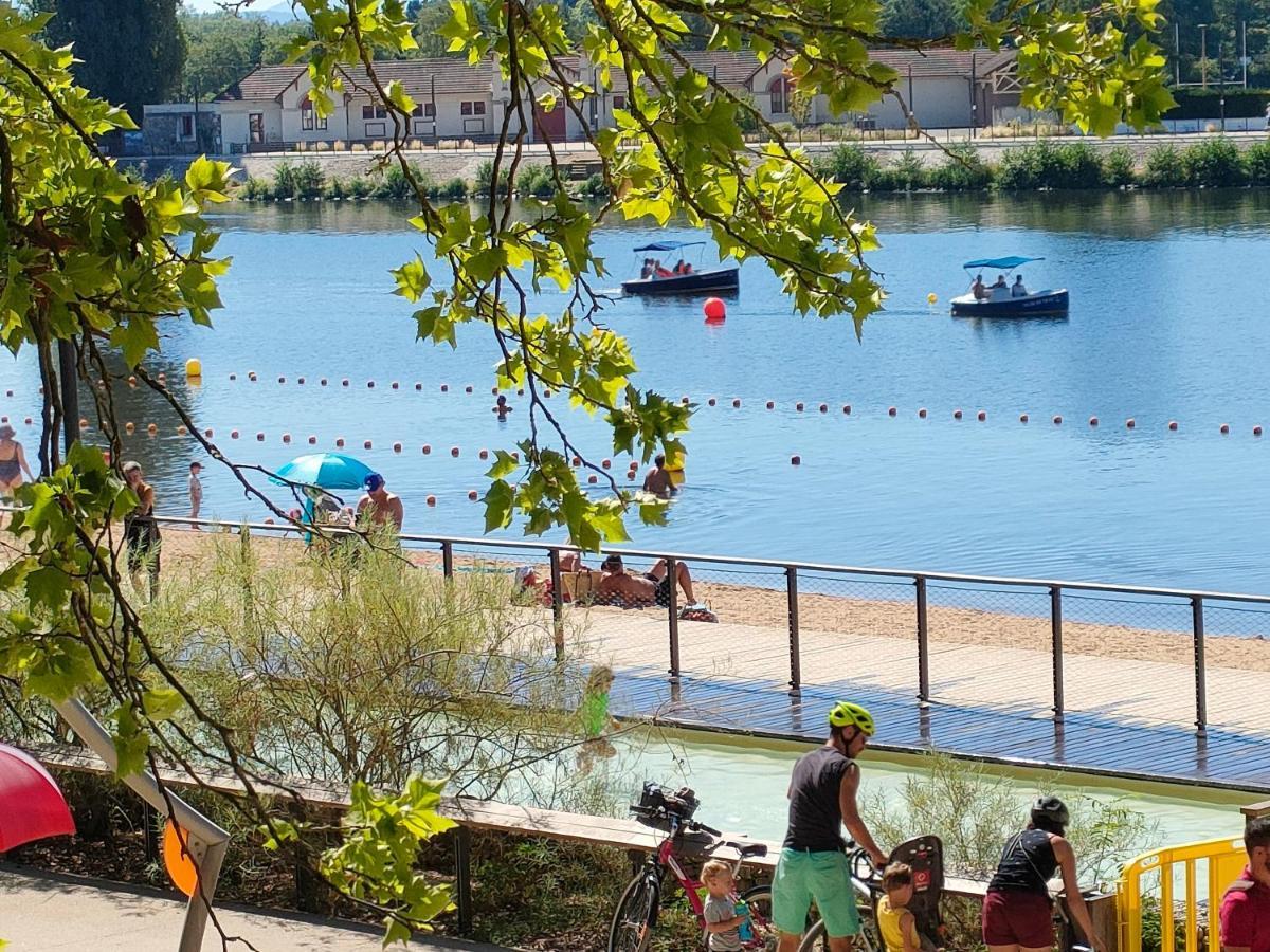 L'Escale Vichy Villa Bagian luar foto